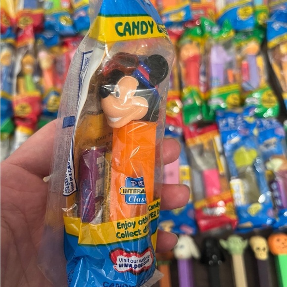 91 MISC PEZ Dispensers - 73 new / 18 used - Picture 8 of 9